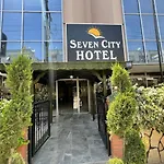 Gazde/Camere de închiriat Seven Antalya