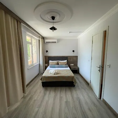 Homestay Seven *